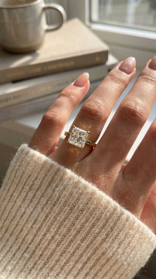 Quiet Spark Princess Ring