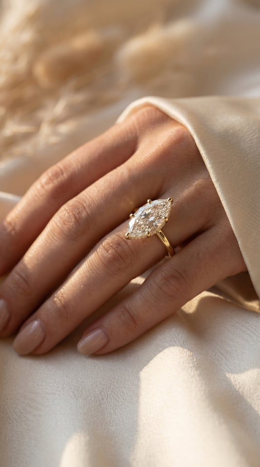 Noble Flow Marquise Ring