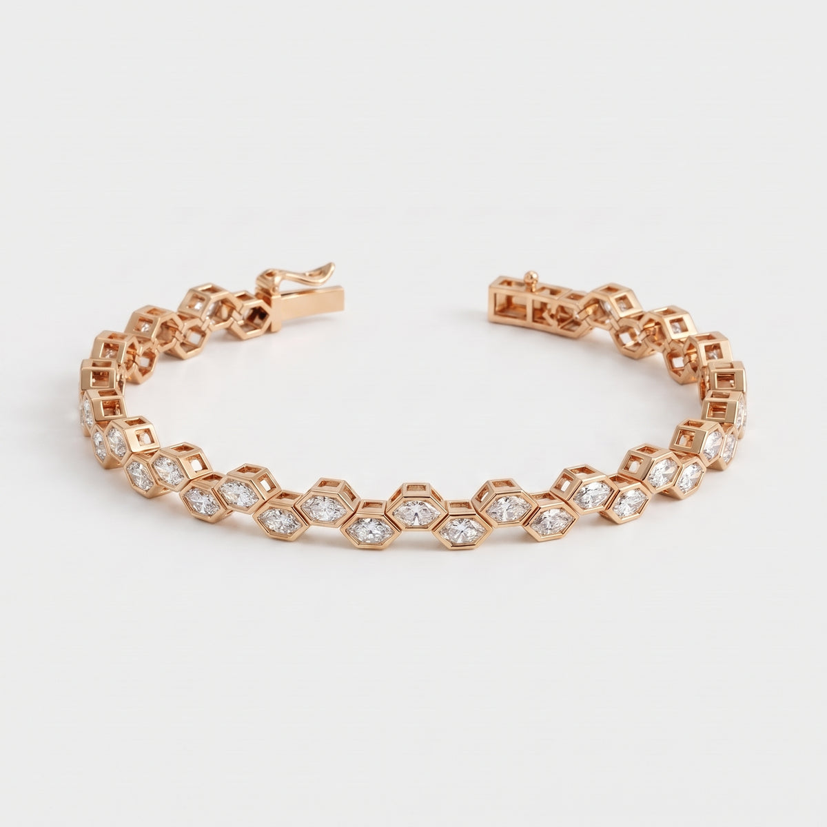 Modern Aurelia Dutch Marquise Diamond Fashion Bracelet