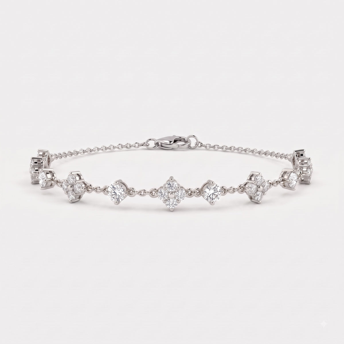 Luxury Radiance Round Diamond Floral Fashion Bracelet