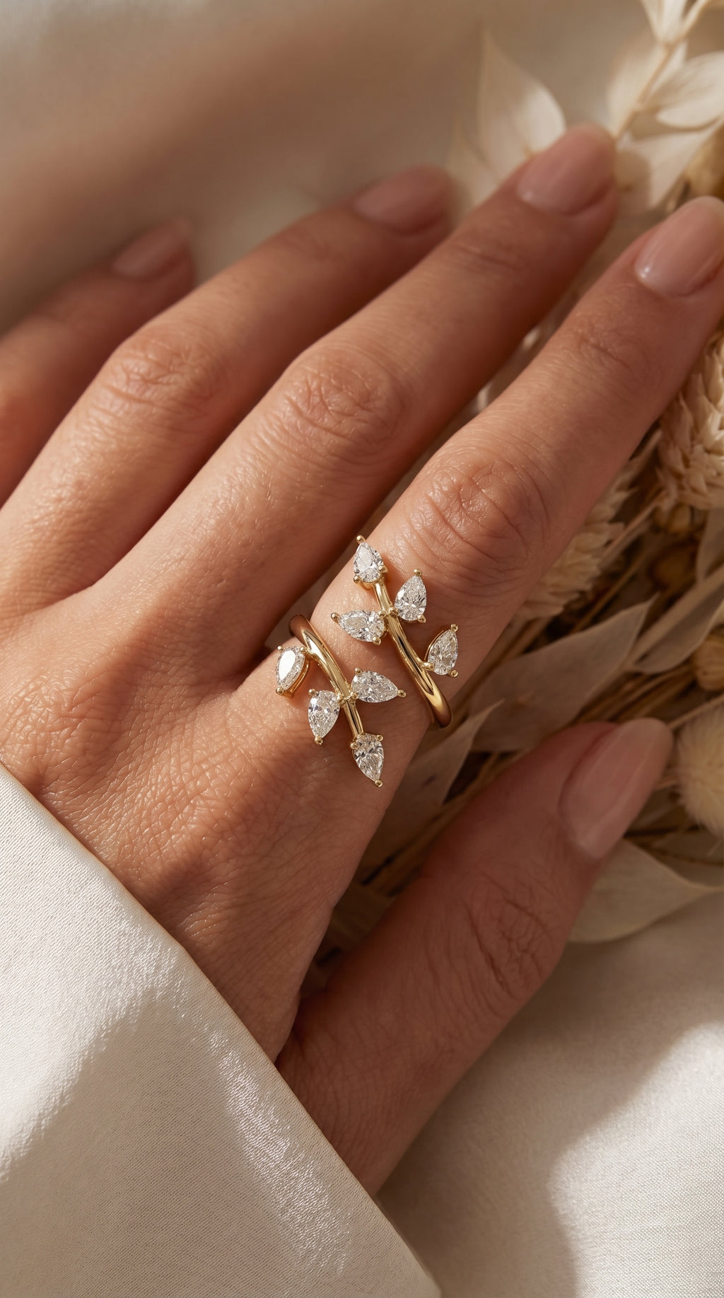 Pear Diamond Curved Design Band