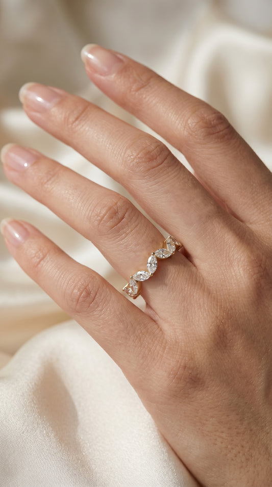 Marquise Cut Diamond Prong Setting Ring