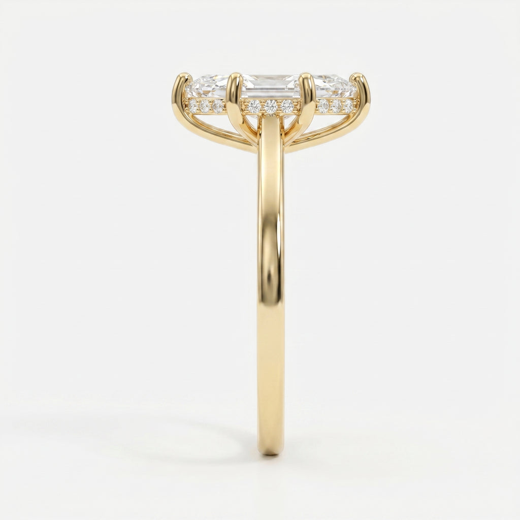 Noble Flow Marquise Ring