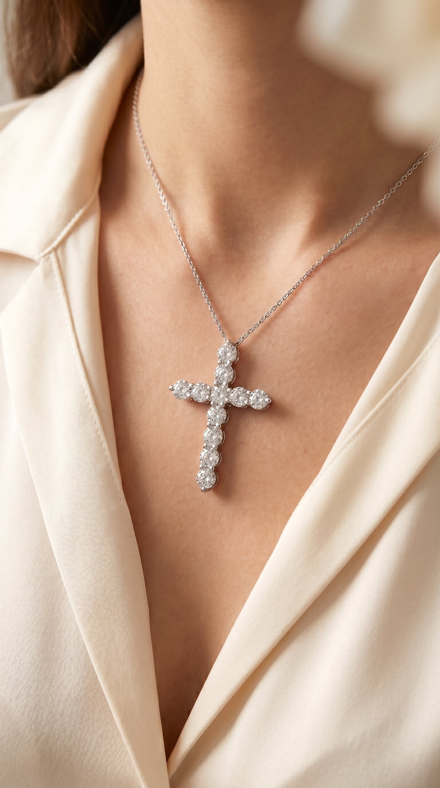 Round Diamond Cross Pendant Necklace