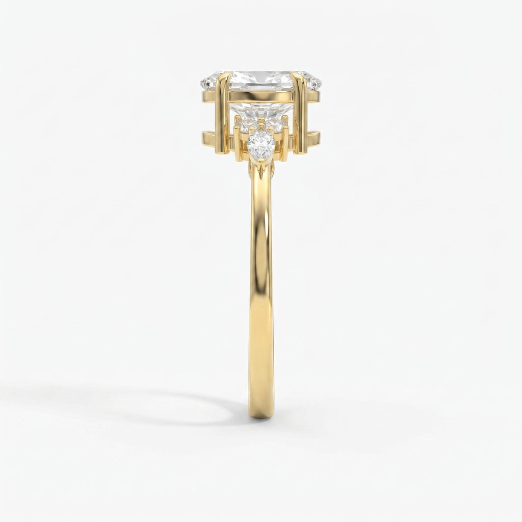 Soft Arc Oval Ring