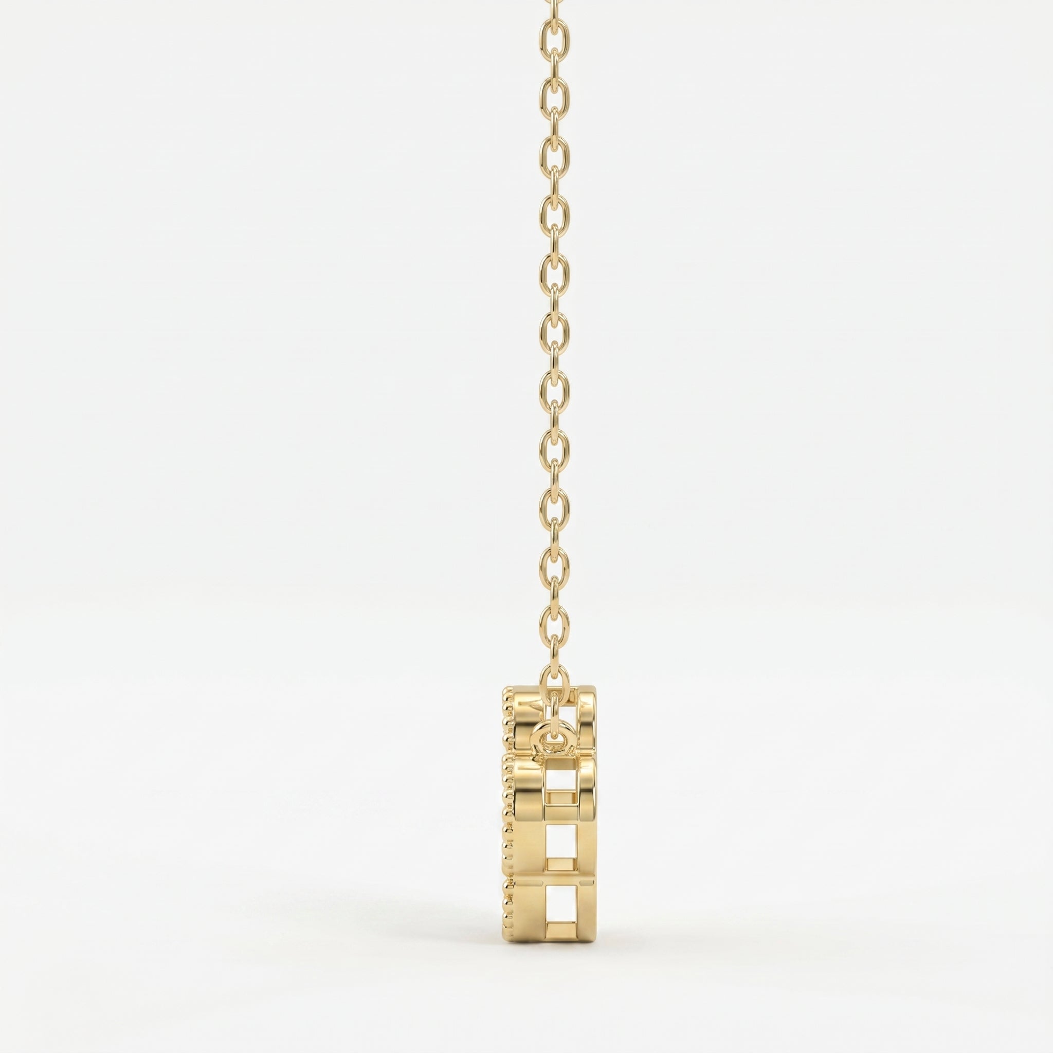 Clover Diamond Heritage Necklace – Pavé Quatrefoil Charm Jewelry