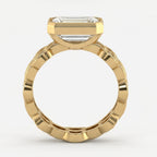 Elegance Statement Emerald-cut diamond Side Stone ring