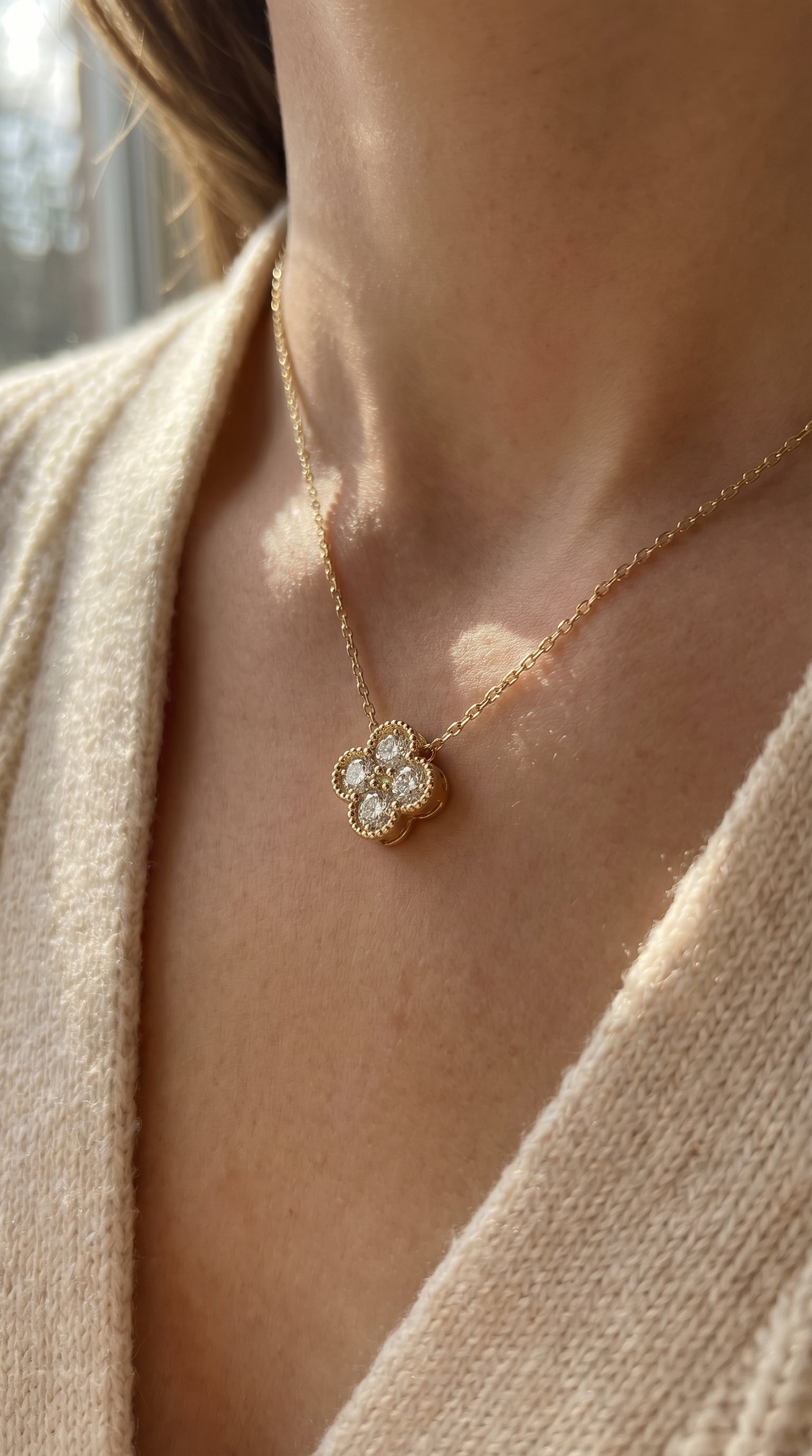 Heritage Clover Diamond Pendant Necklace