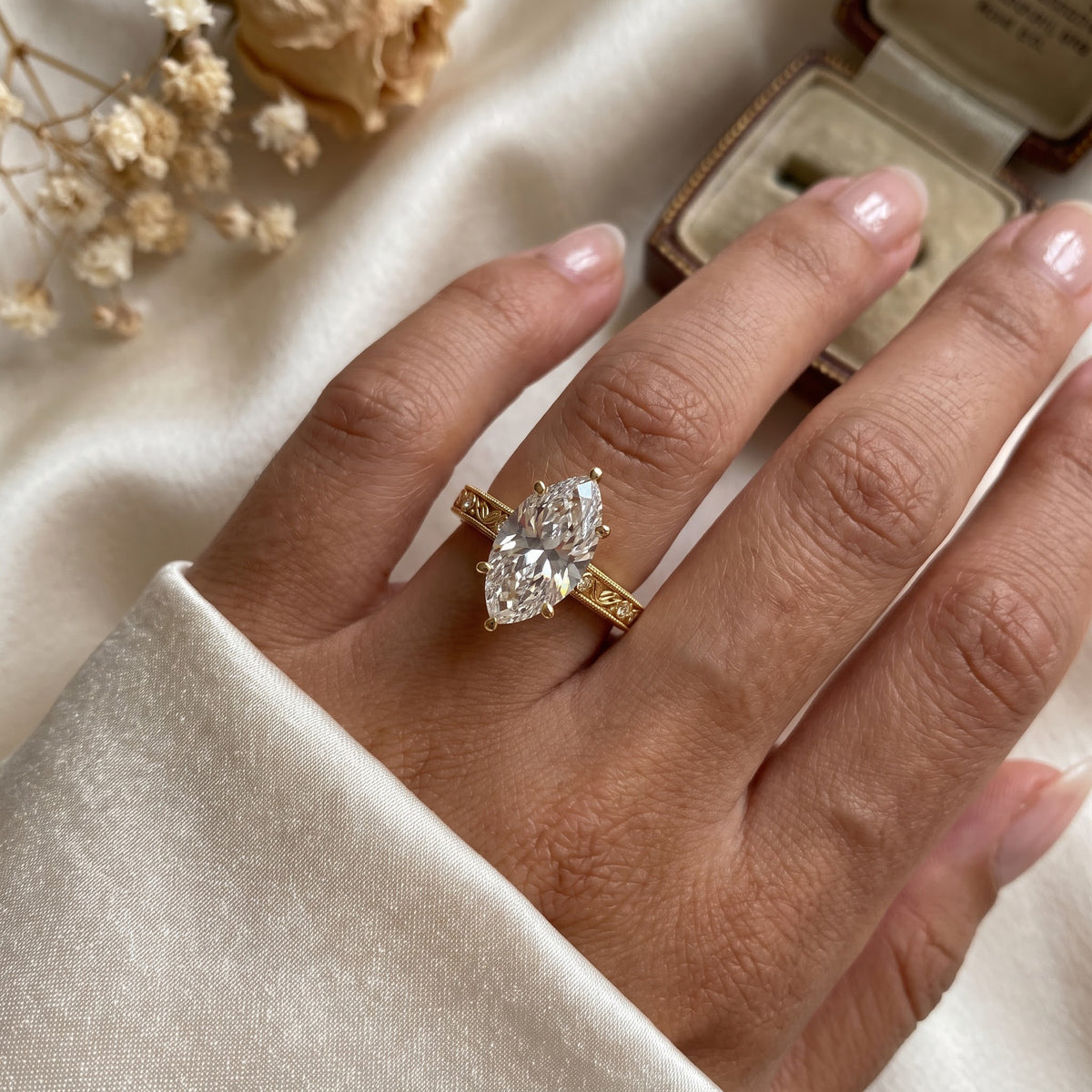 The Botanical Leaf Motif Engraved Marquise Diamond Vintage Ring