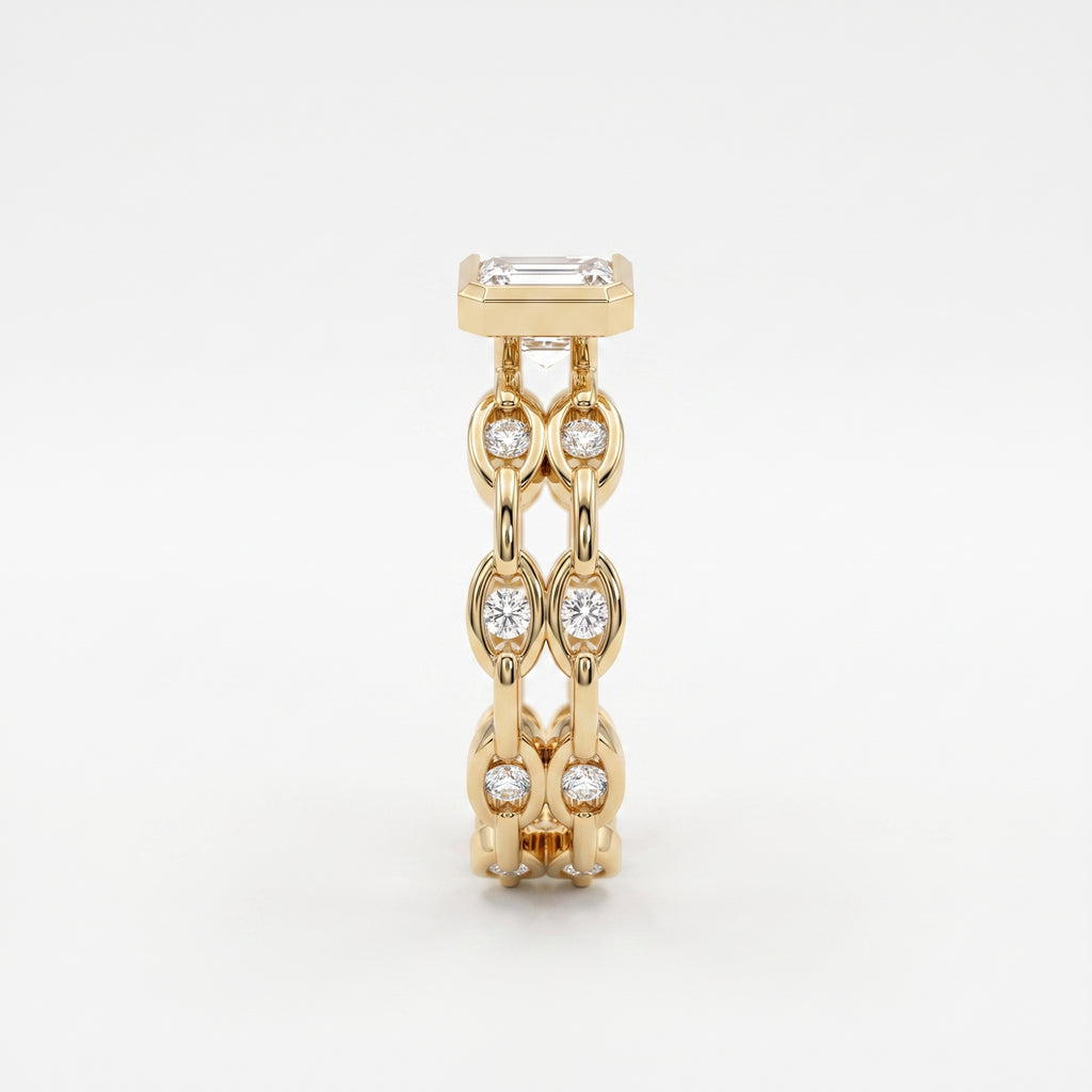 Elegance Statement Emerald-cut diamond Side Stone ring