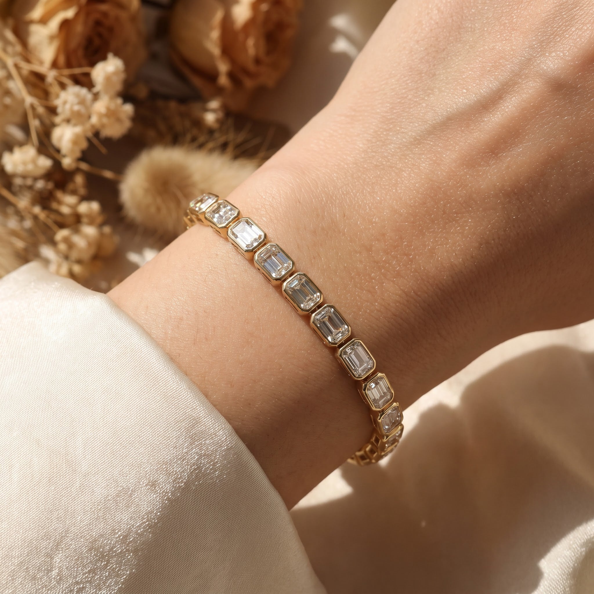 Luxury Emerald Cut Diamond Tennis Bracelet