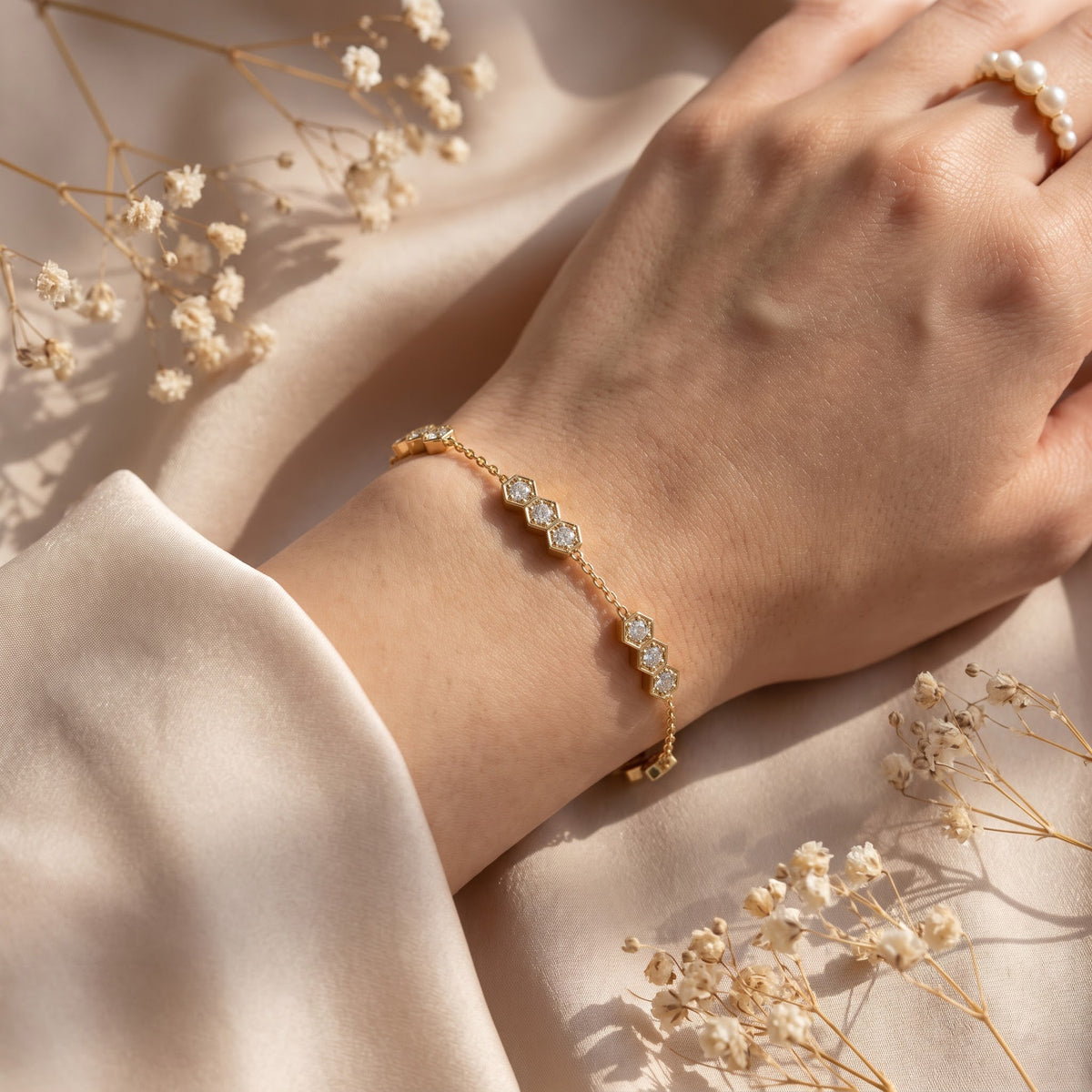 Luxury Timeless Radiance Round Diamond Chain Bracelet