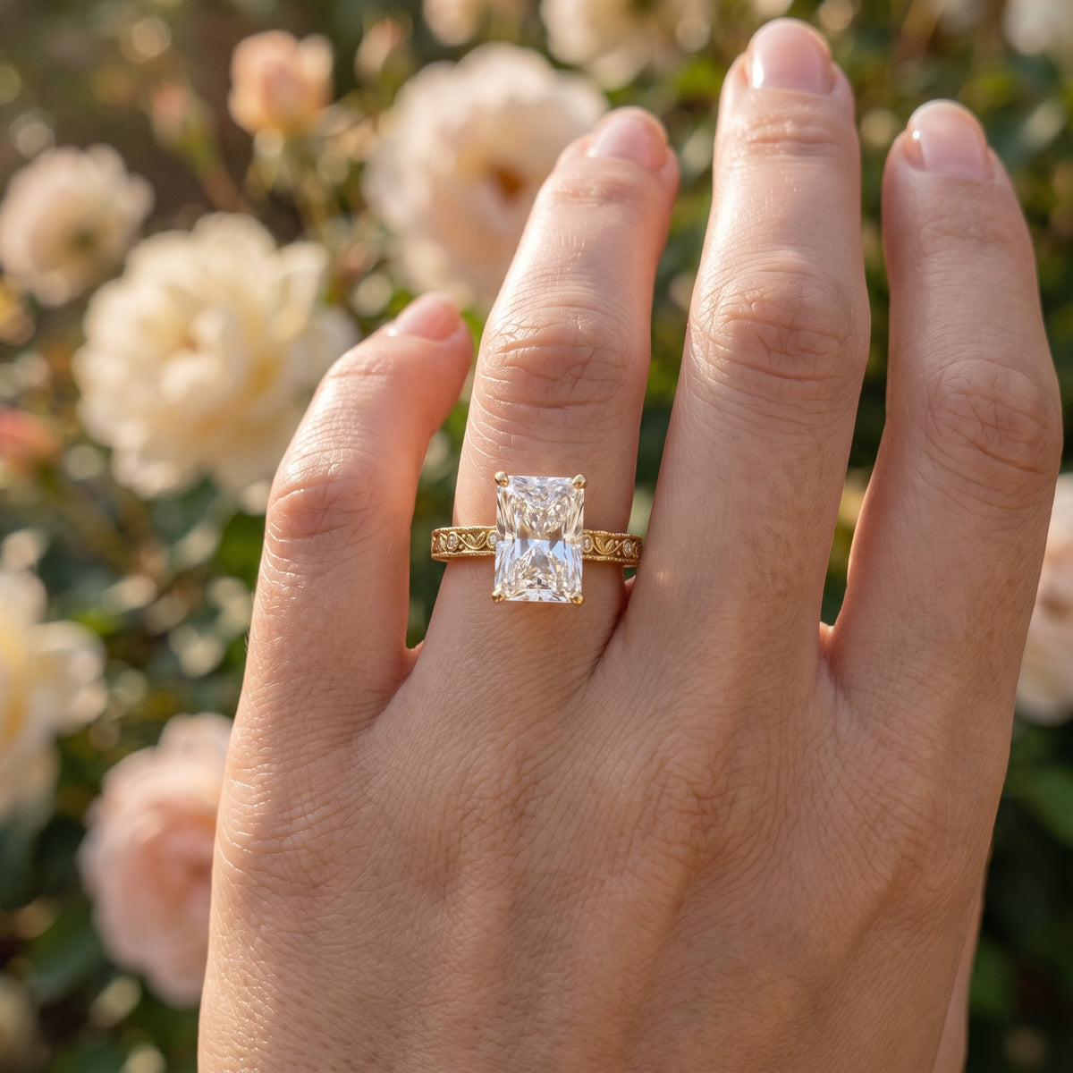 Eternal Radiance Luxe Radiant-Cut Diamond Vintage Ring