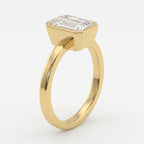 Modern Statement Emerald Diamond Bezel Setting Ring