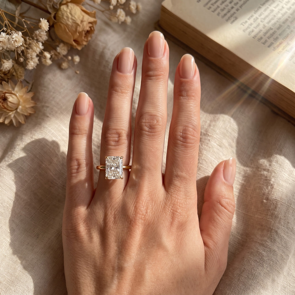 Modern Radiant-cut diamond solitaire Engagement ring