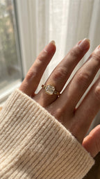 The Aurelia Half-Bezel Ascher Ring