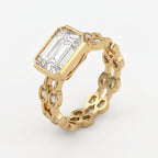 Elegance Statement Emerald-cut diamond Side Stone ring