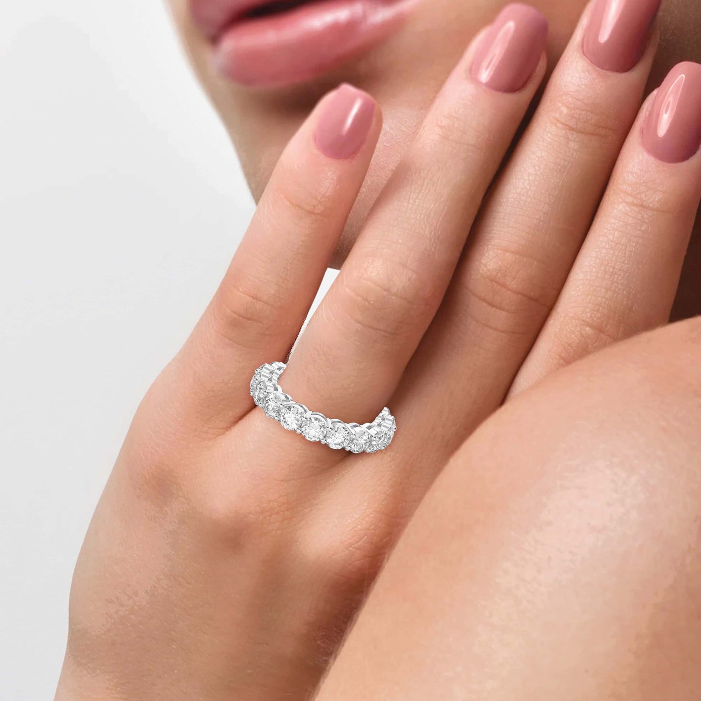 Eternal Brilliance Round Diamond Ring