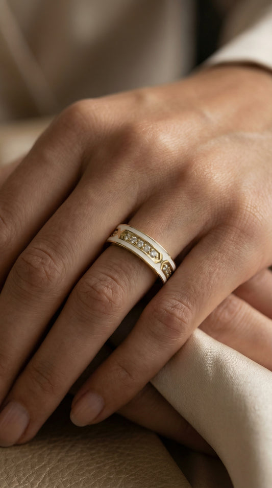 Round Diamond With White Enamel Band