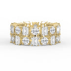 Uniqe Statement Wide Round & Emerald Diamond Band