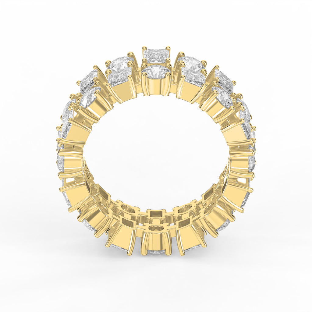 Uniqe Statement Wide Round & Emerald Diamond Band