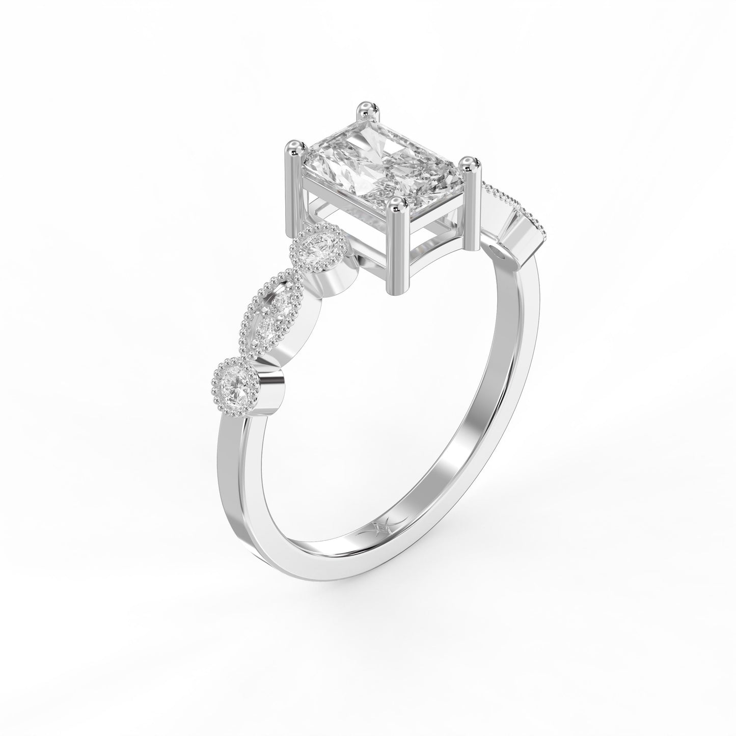 Antique Line Emerald Ring