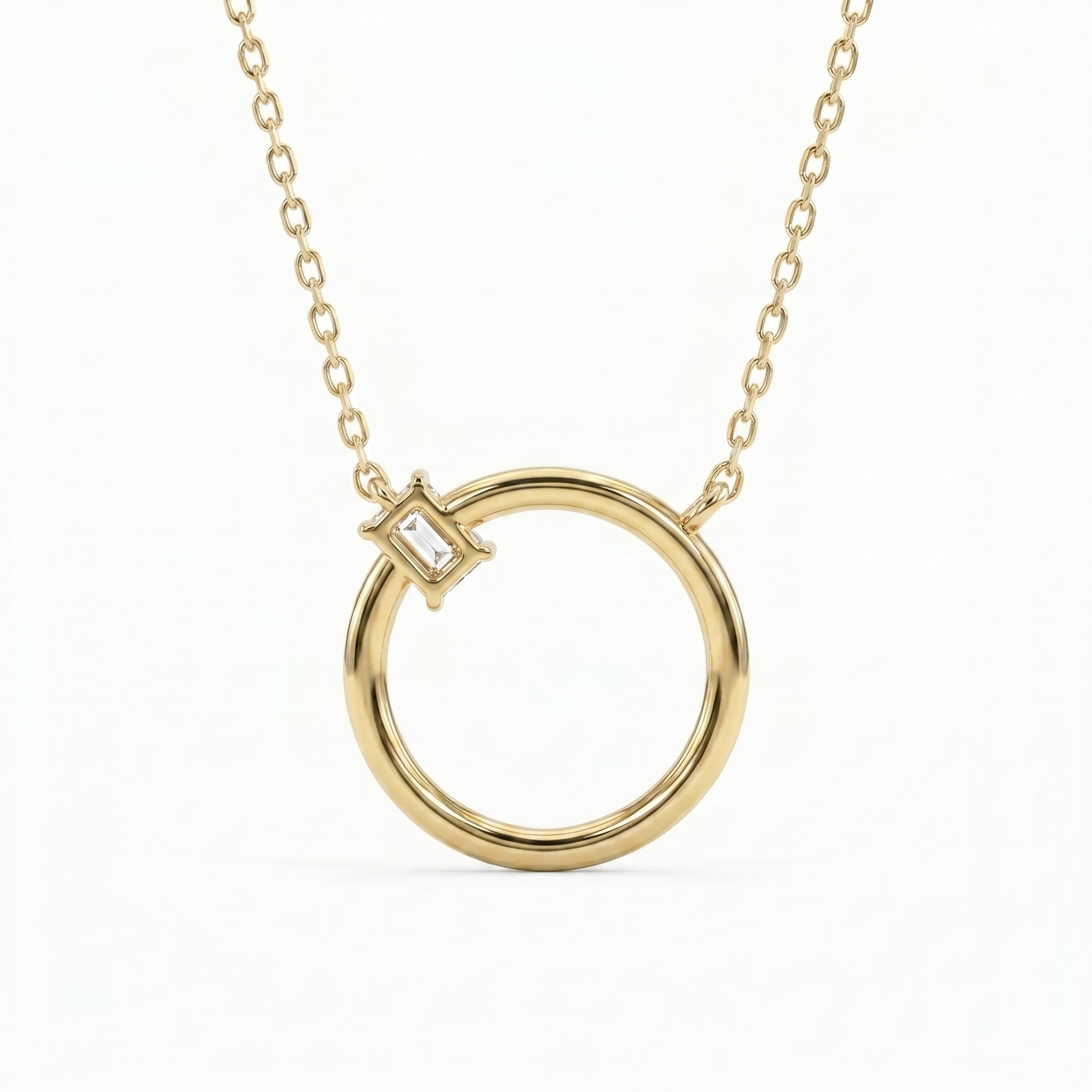 Circle Design Diamond Pendant Necklace