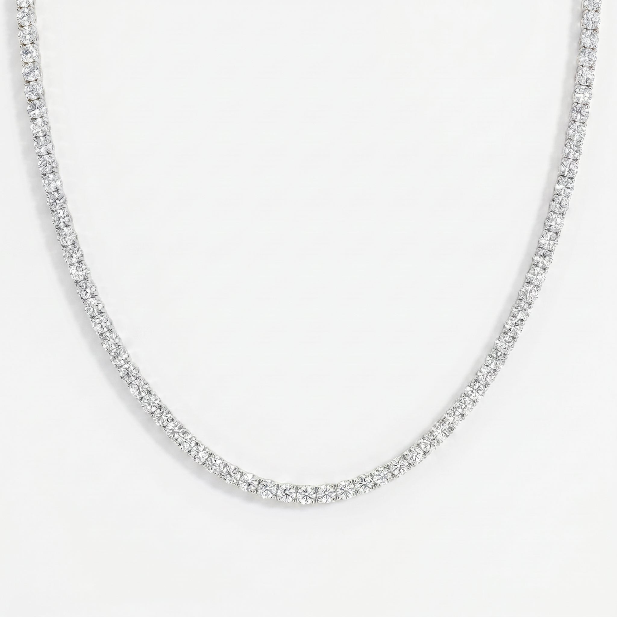 Experience timeless sparkle Round Diamond Tennis Necklace