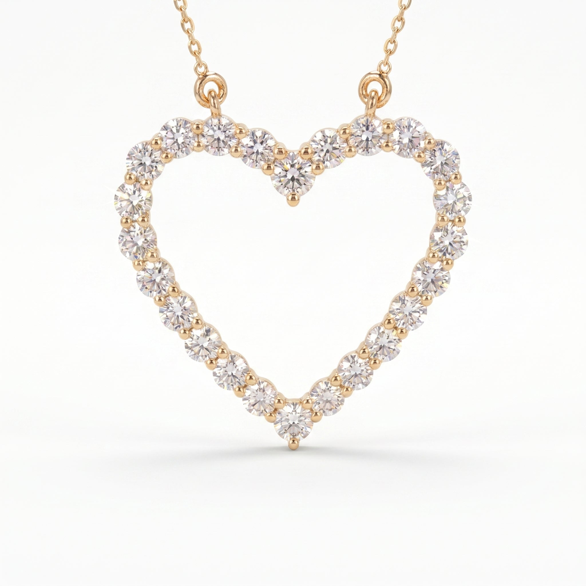 Classic Heart Shape Design Round Brilliant Diamond Pendant