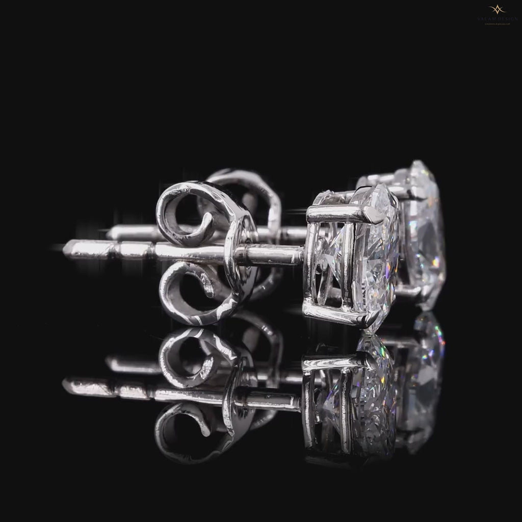 Oval Diamond Stud Earring