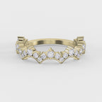 Round Diamond Curved Design Band