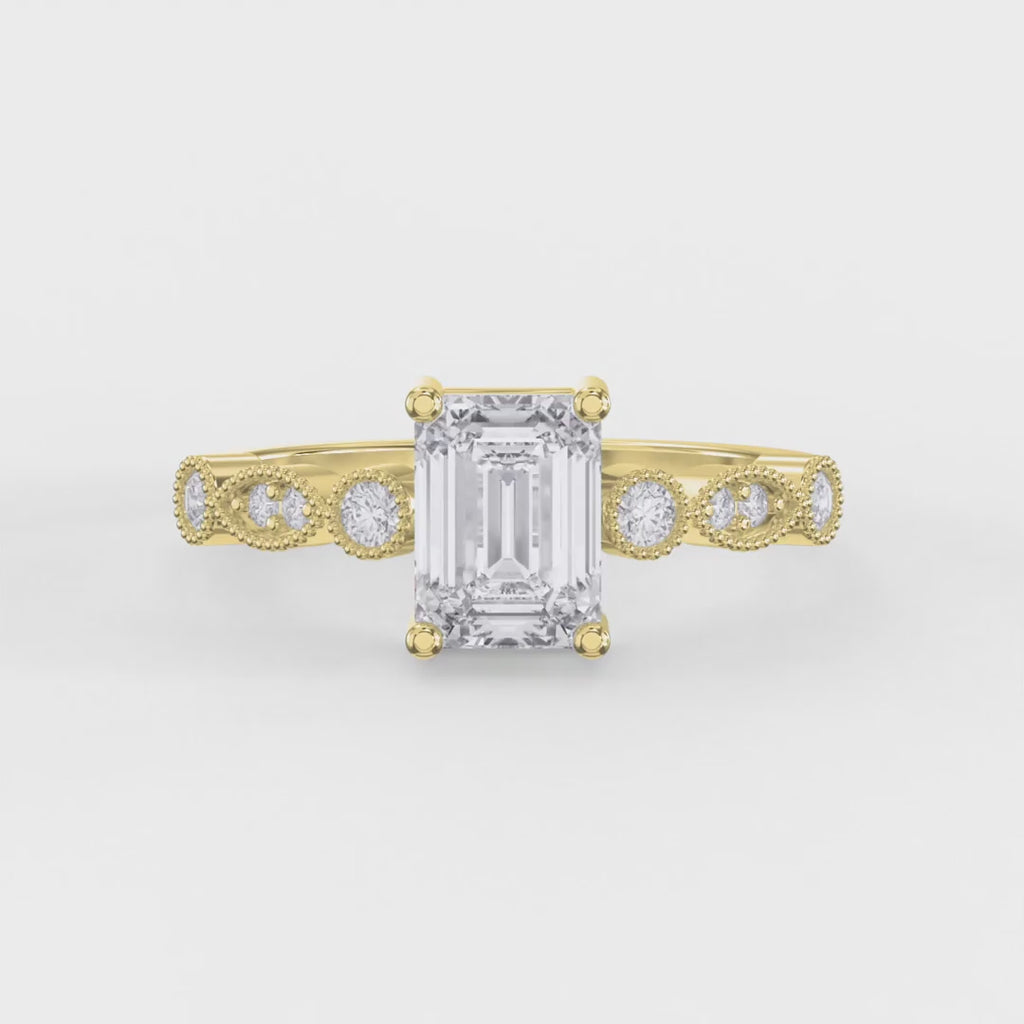 Antique Line Emerald Ring